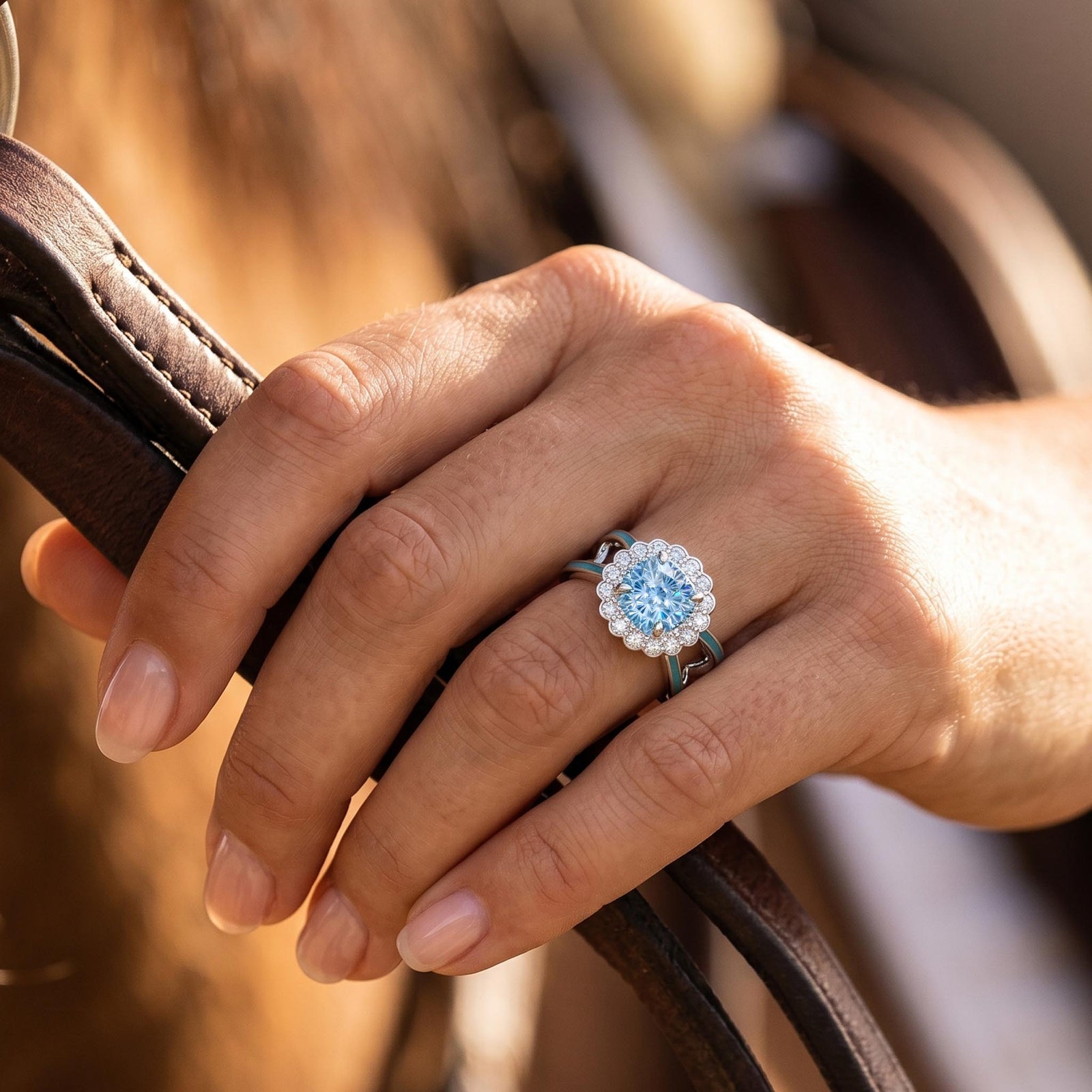 Aureli Bloom Ring - Aquamarine 4