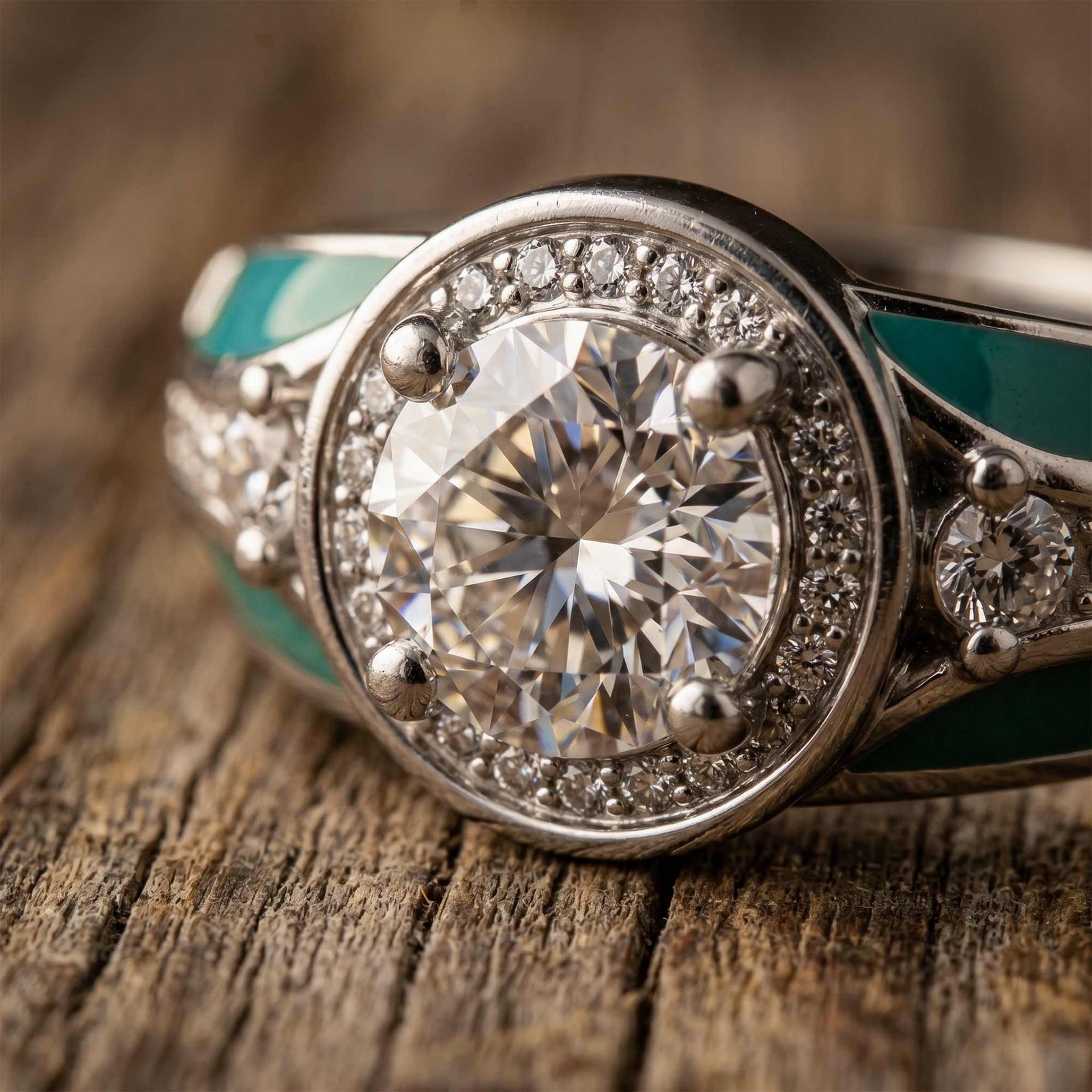 Brave Belt Ring - Moissanite 4