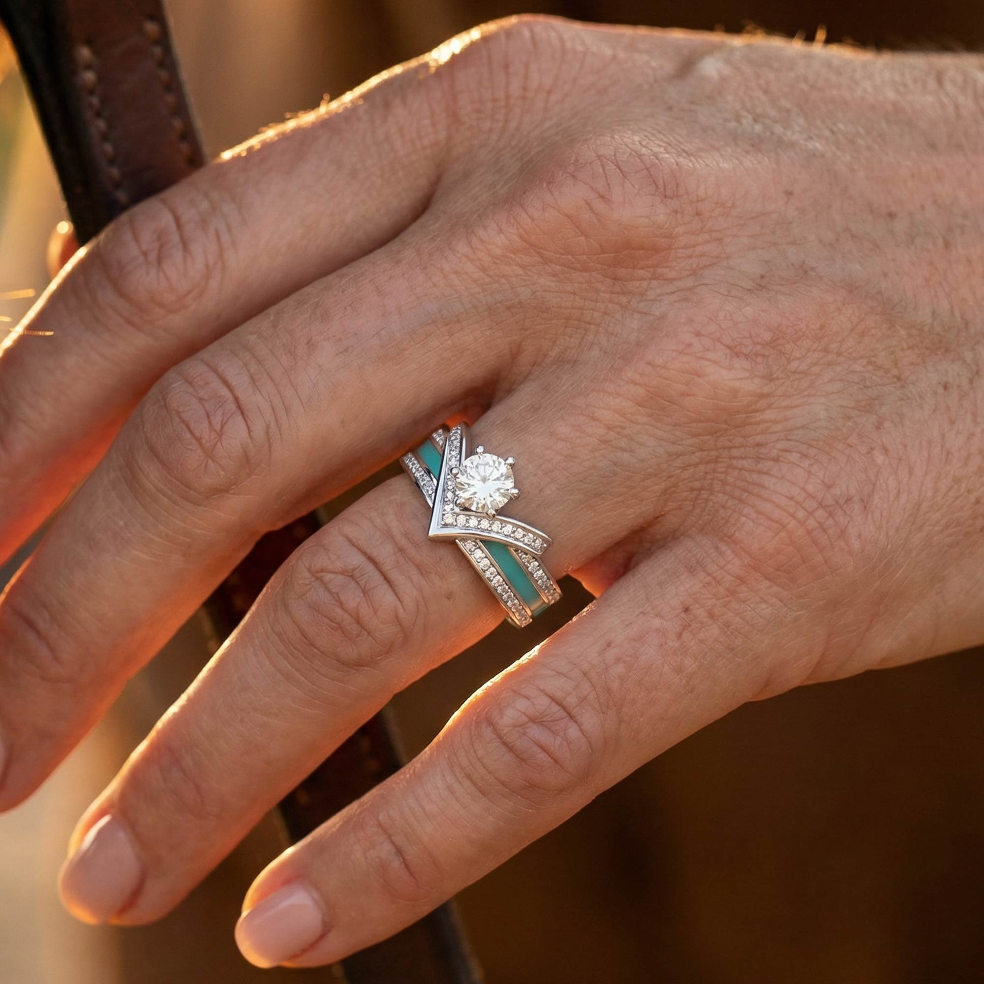 Crowned Noble Ring - Moissanite 2