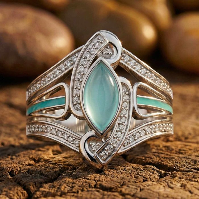 Cyclone Boomerang Ring - Aquamarine 1