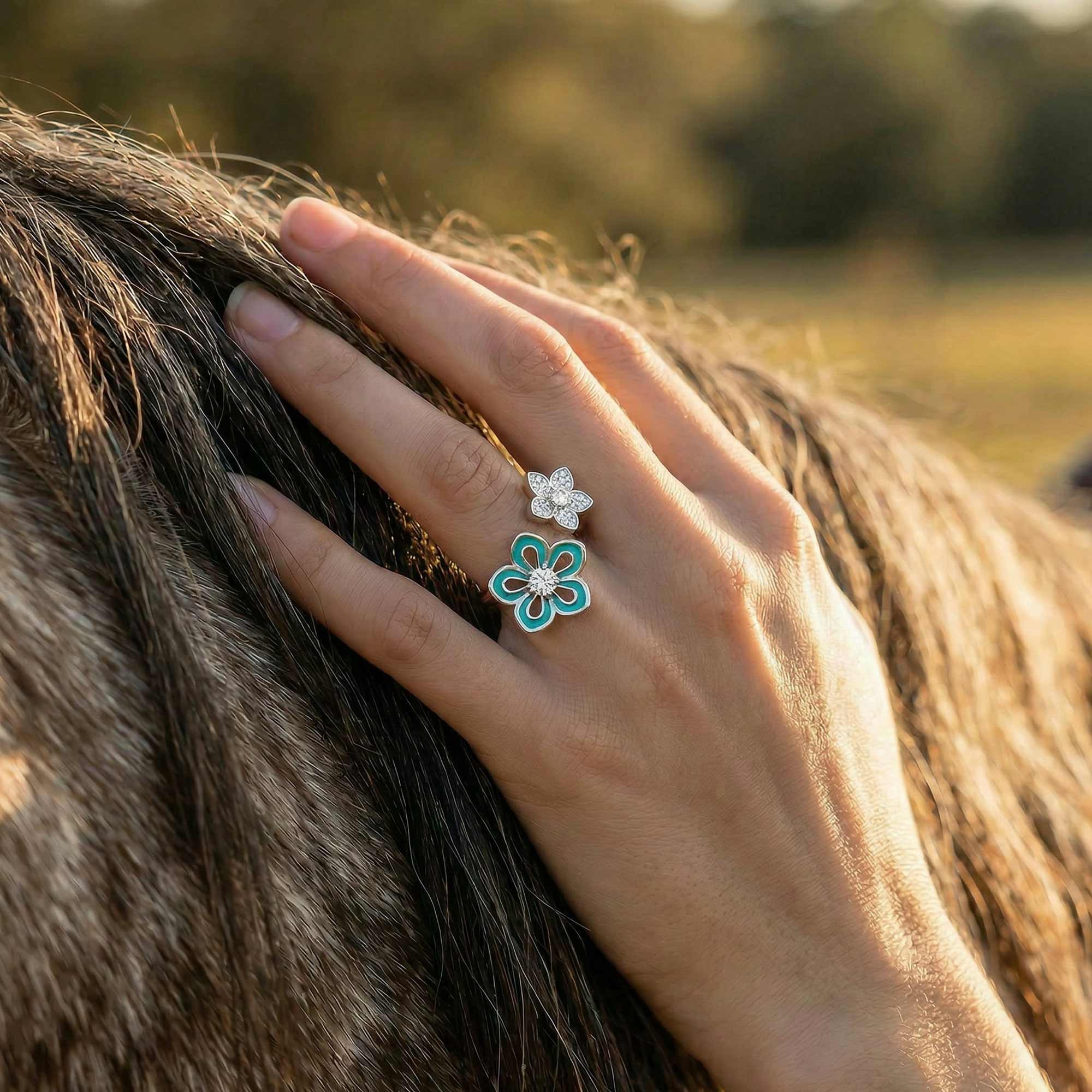 Eternal Twin Blossom Ring - Moissanite 2