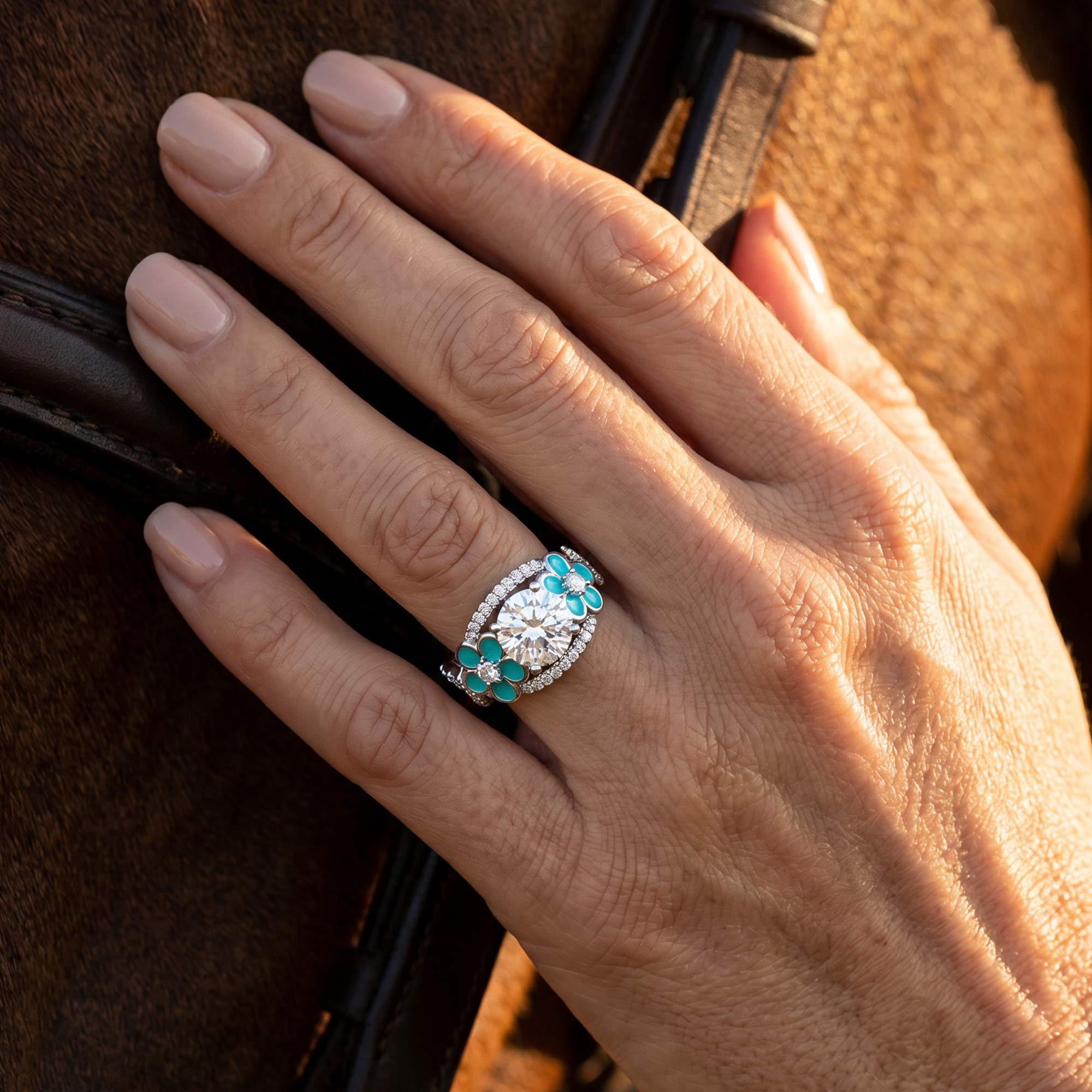 Intertwined Blooming Bud Ring - Moissanite 4
