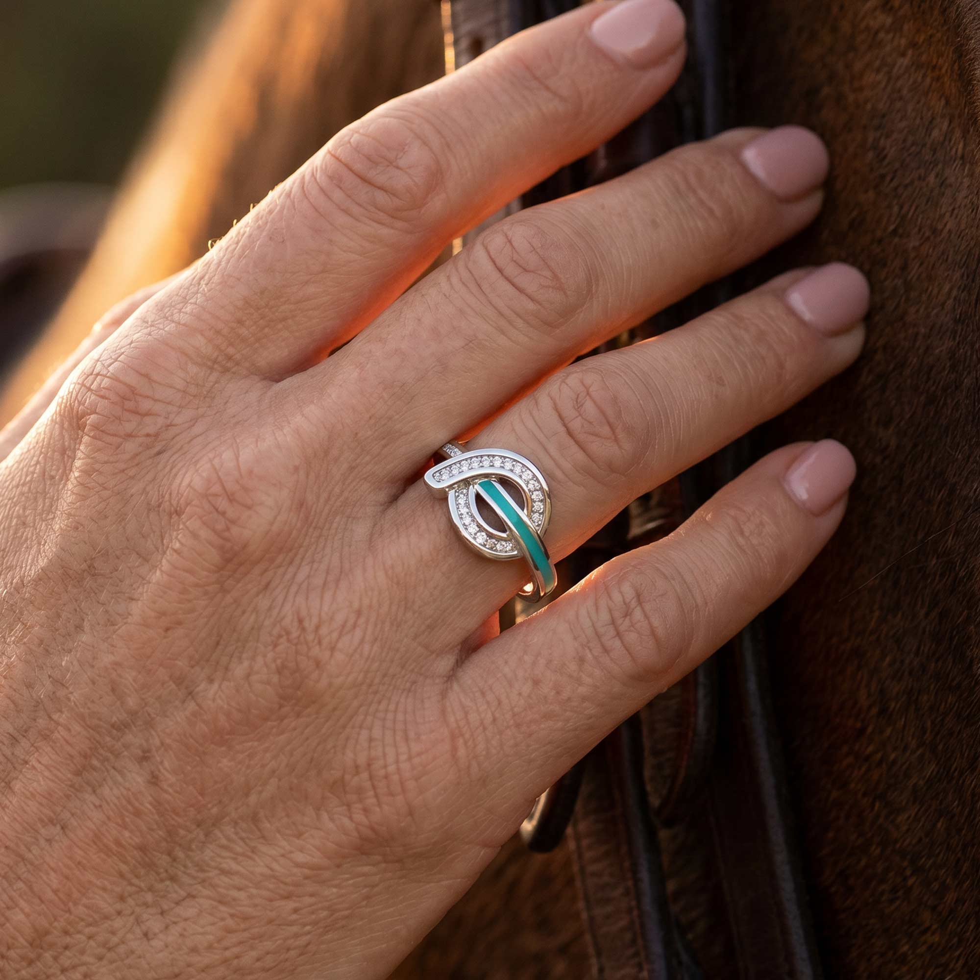 Knotted Power Ring - Moissanite 4