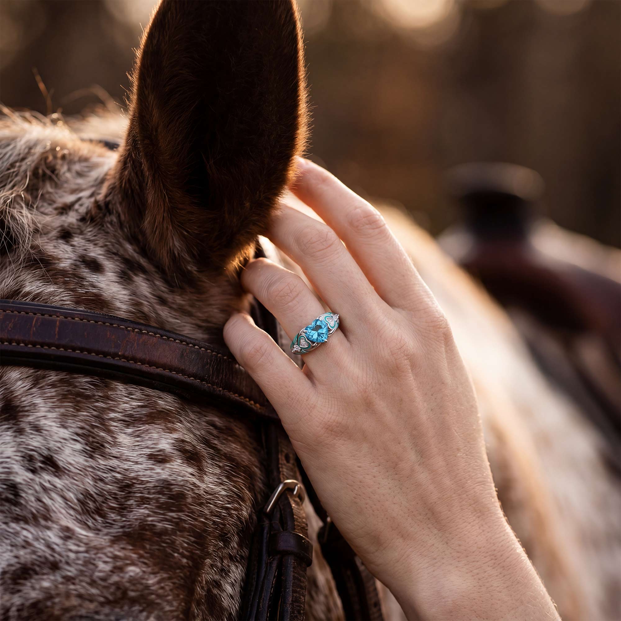 Loyal Heart Ring - Aquamarine 4