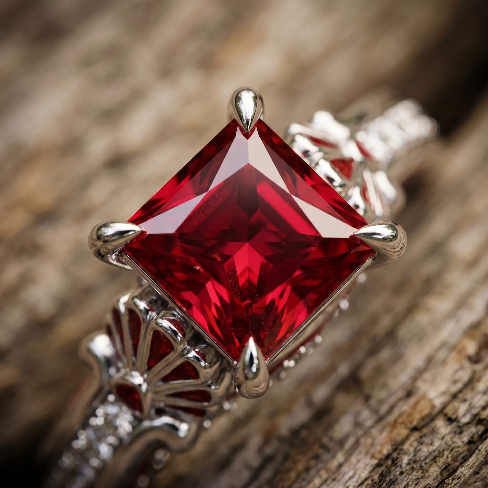 Lumen Crest Ring - Ruby 3