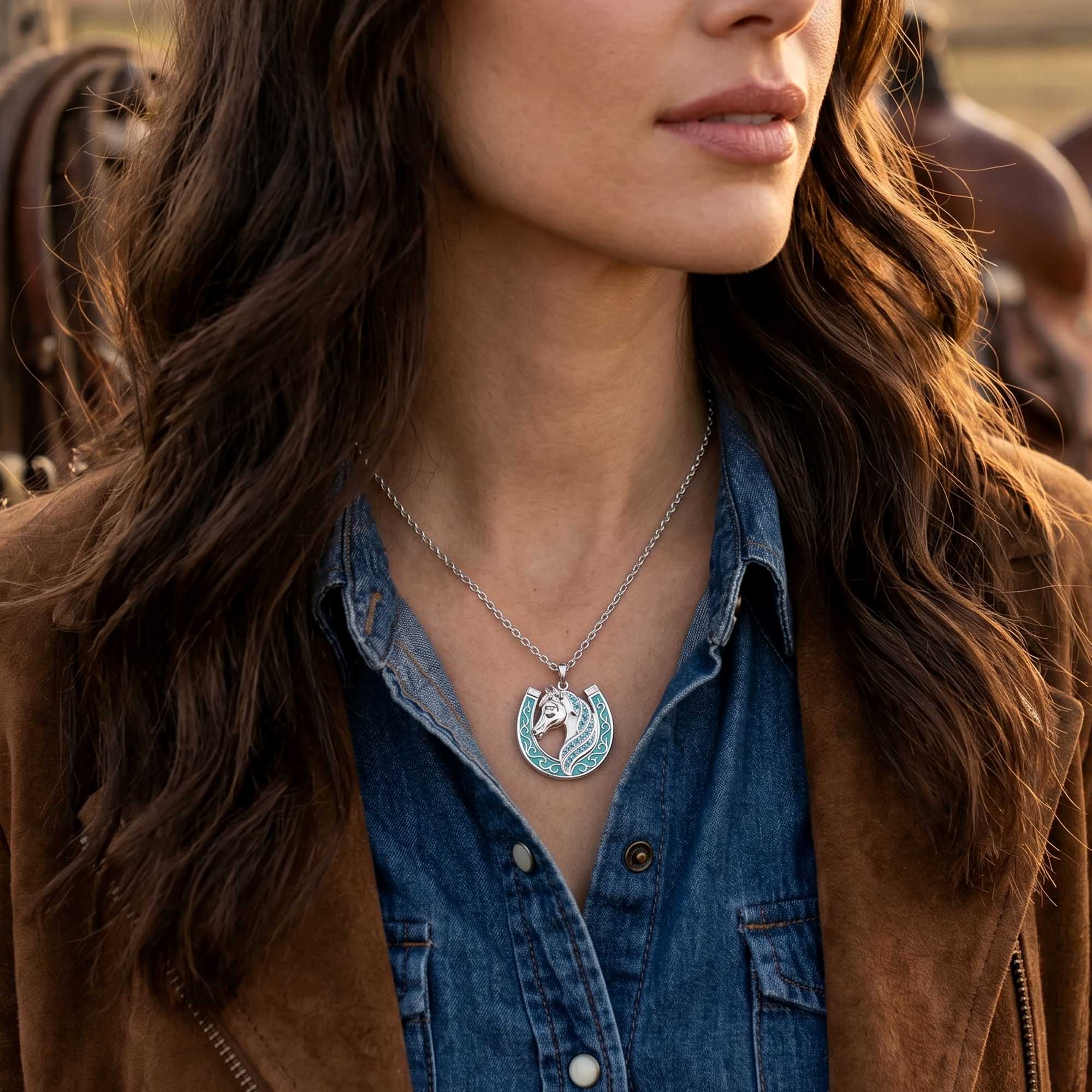 Mustang Horseshoe Necklace - Aquamarine 4