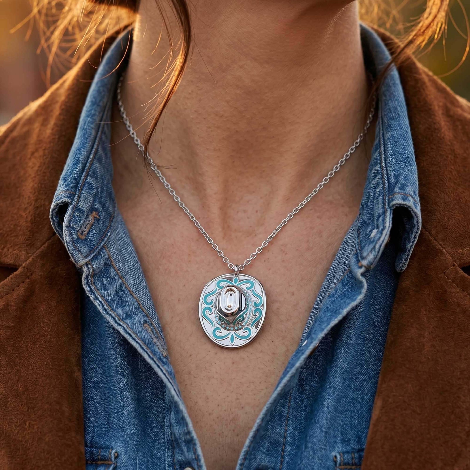 Rodeo Hat Necklace - Aquamarine 2
