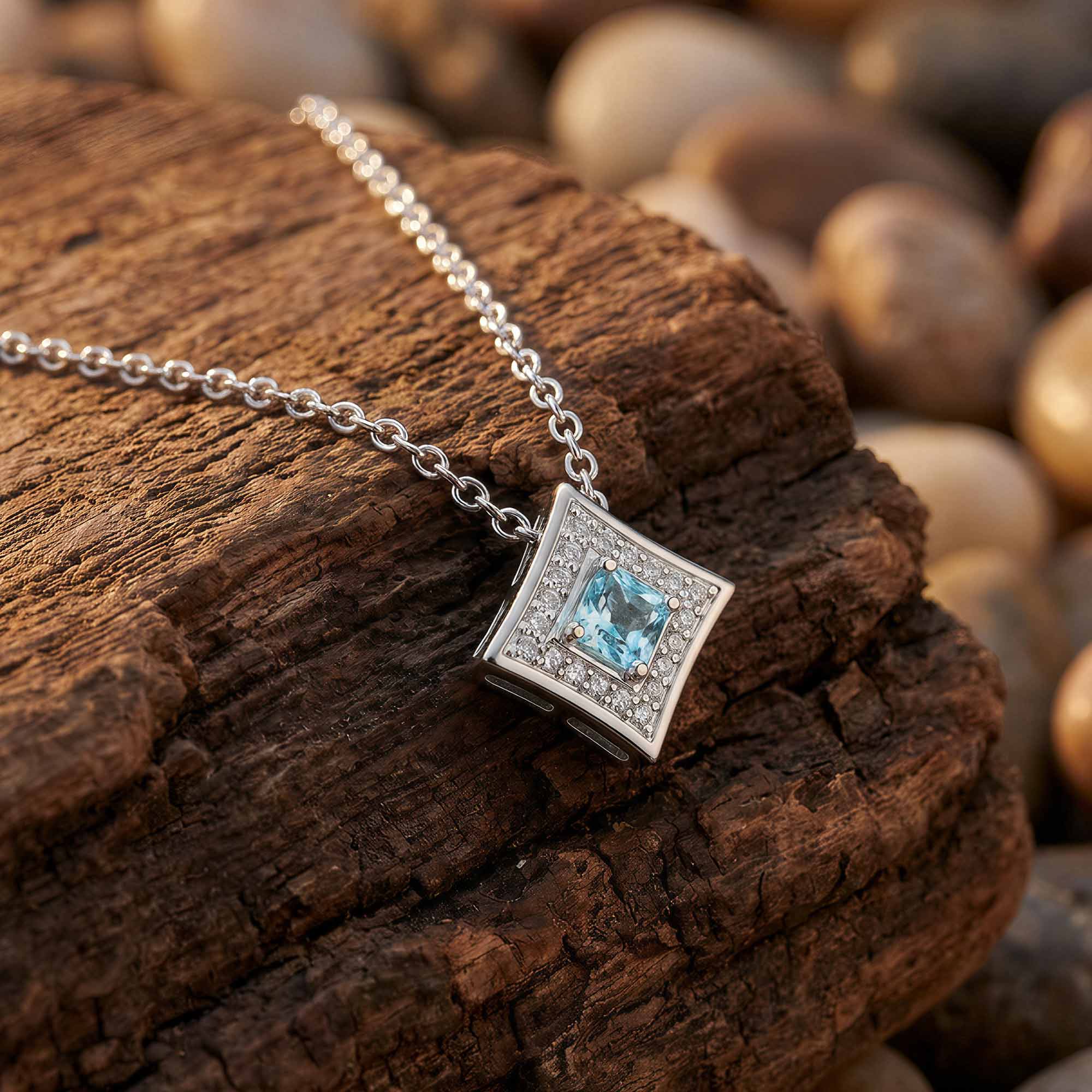 Soulful Waters Necklace - Aquamarine 1